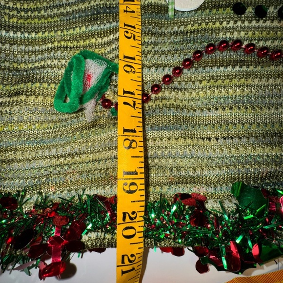 Vintage Green Holiday Sweater with Festive Accents ugly tree Christmas - Picture 10 of 10